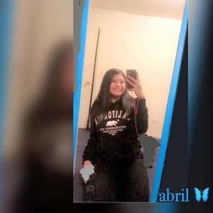 Meet your Posher, Abril